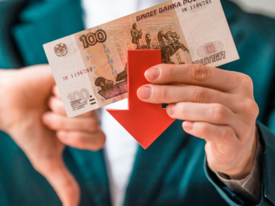 Currency devaluation effects on rising prices and household expenses