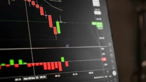 IREN stock price chart showing recent market performance and price trends