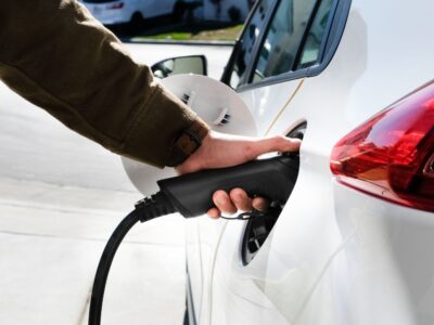 Complete guide explaining how long does it take to charge an electric vehicle at home and public stations